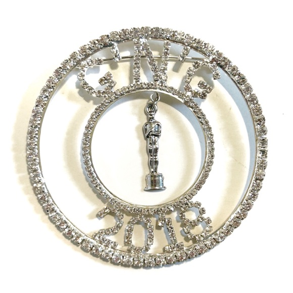 Rhinestone Glitz N Glam GNG Beauty Pageant 2018 Brooch Pin Miss Mrs Kerala India - Picture 13 of 13